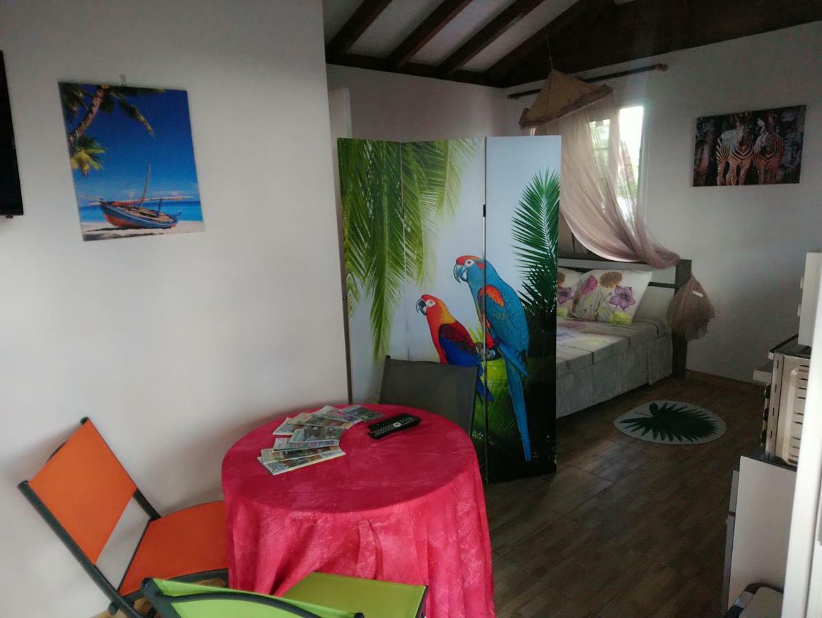 Grenadier La Trinité Kültér fotó